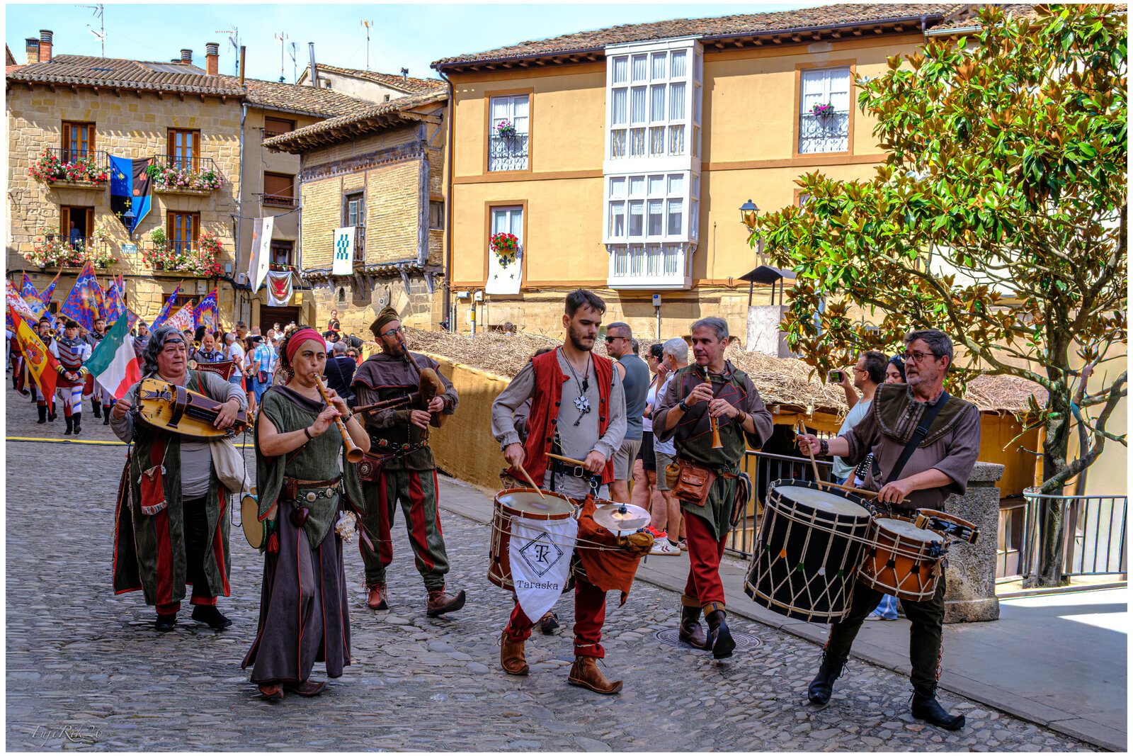 20054.jpg