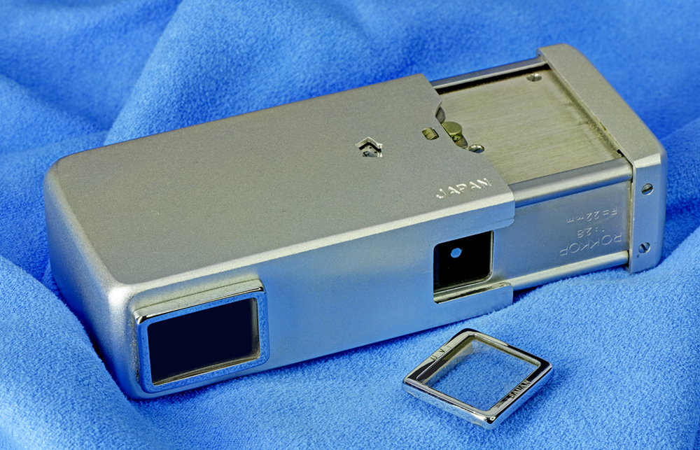 2021-10-06_Minolta 16_espia_1.jpg