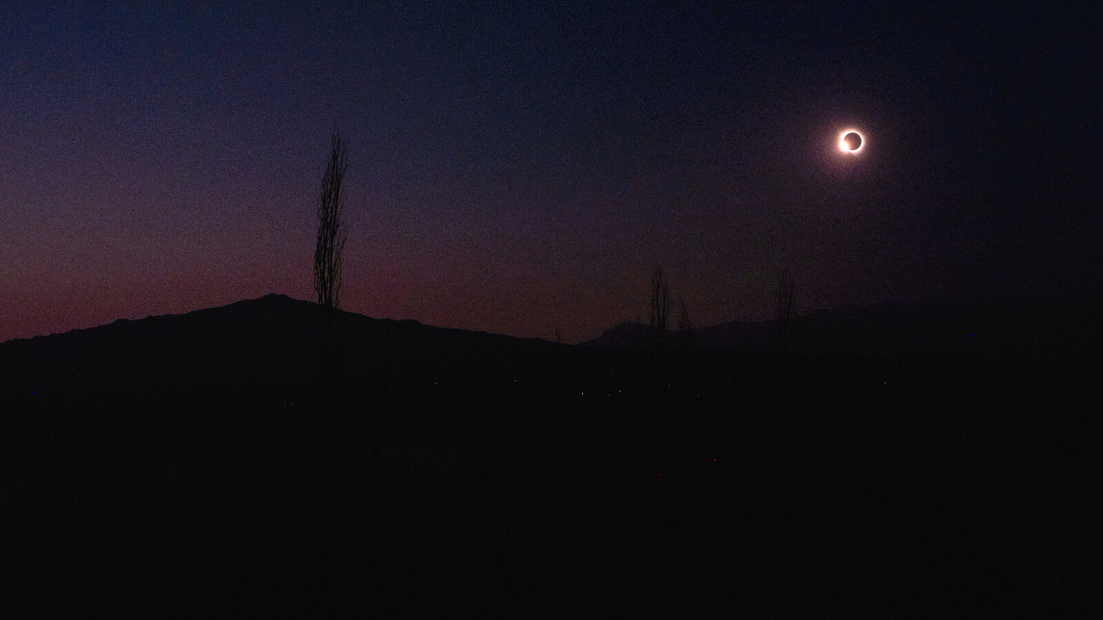 2026_08_12_ECLIPSE_2913-001-RRSS.jpg