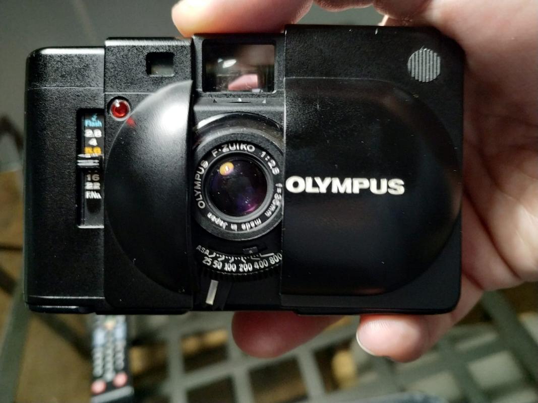 230105 Olympus XA rsz.jpeg
