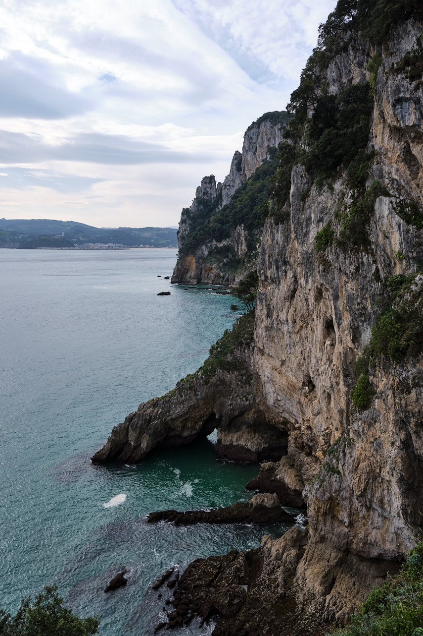 Acantilados desde el faro del caballo (1).jpg