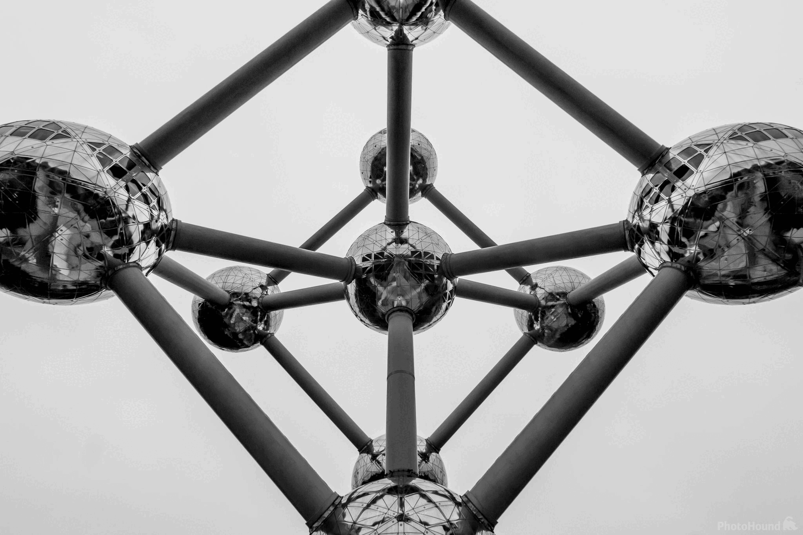 atomium2.gif
