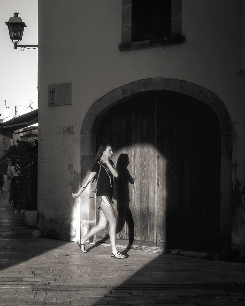 Caminante_Puerta_2.jpg