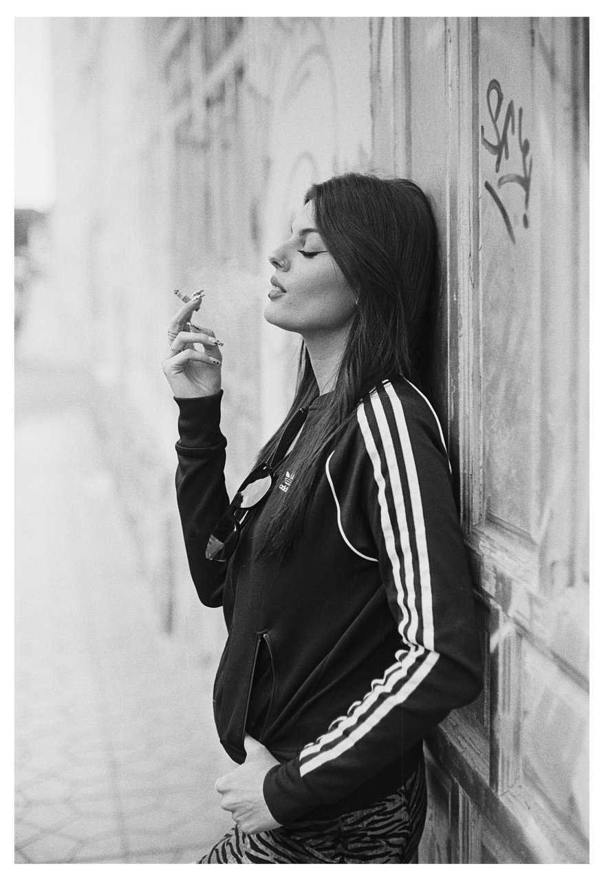 Carla 1 mayo 2024 LEica M7 35f2 y 50 f1.4 double x a 250 d76 1+1 10m- (14).jpg
