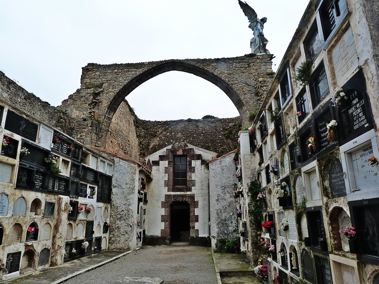 cementerio.jpg