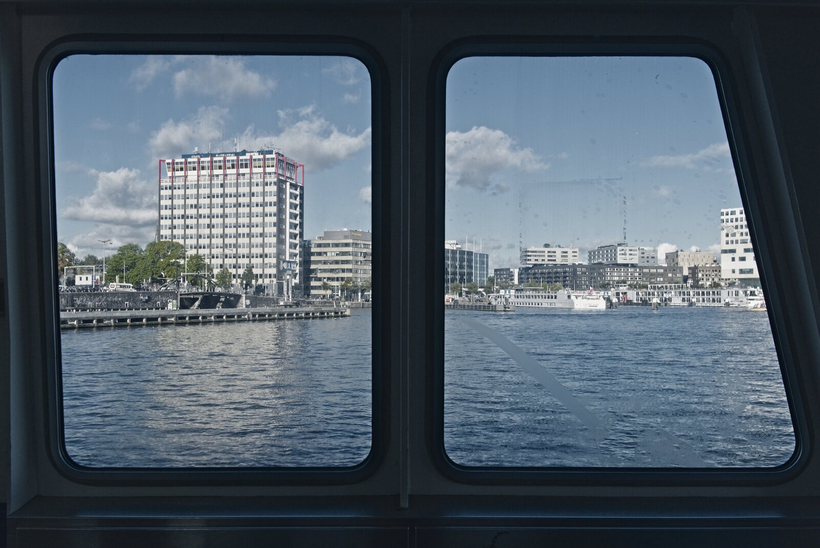 Día03_Ferry_NDSM_01.jpg