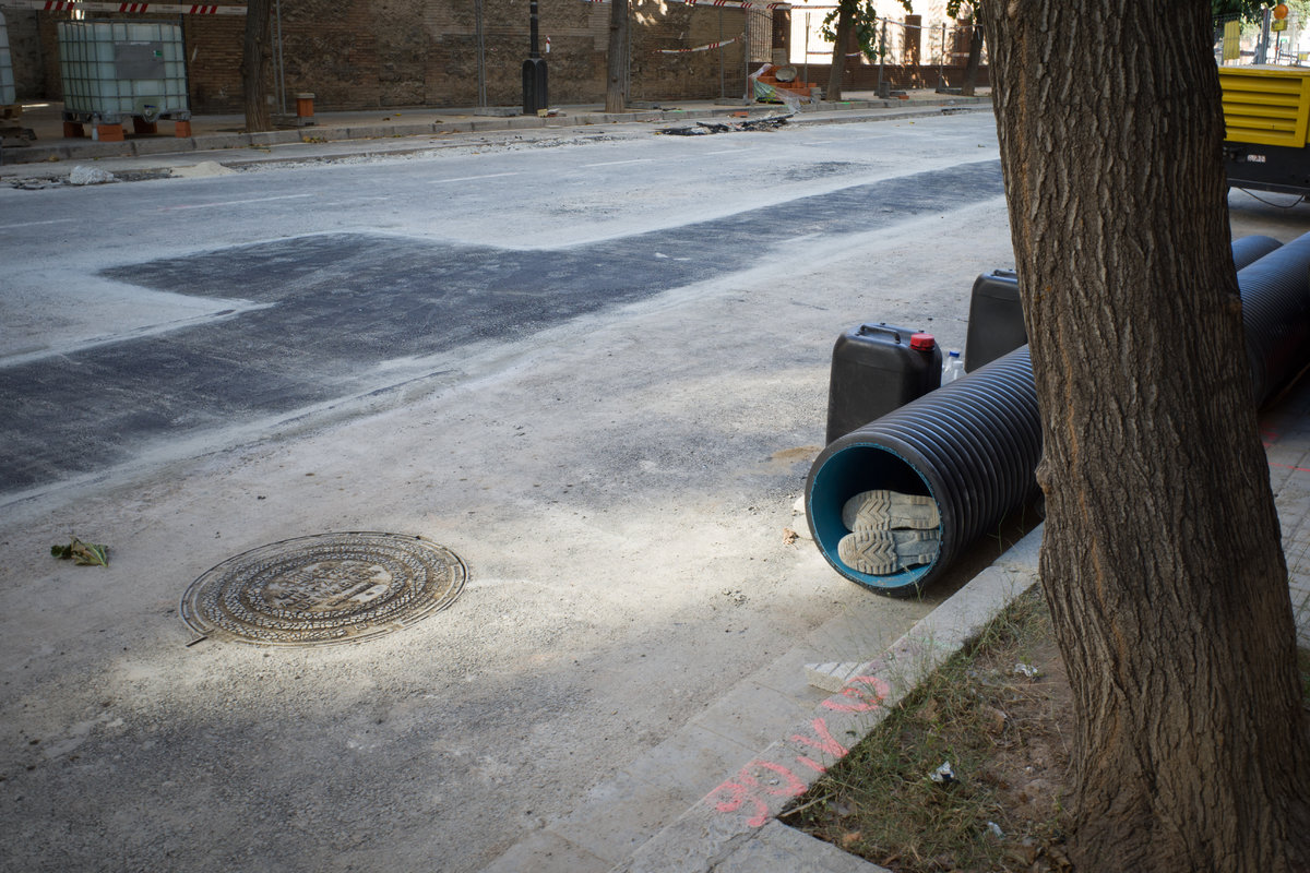 Durmiendo en el tubo_2.jpg