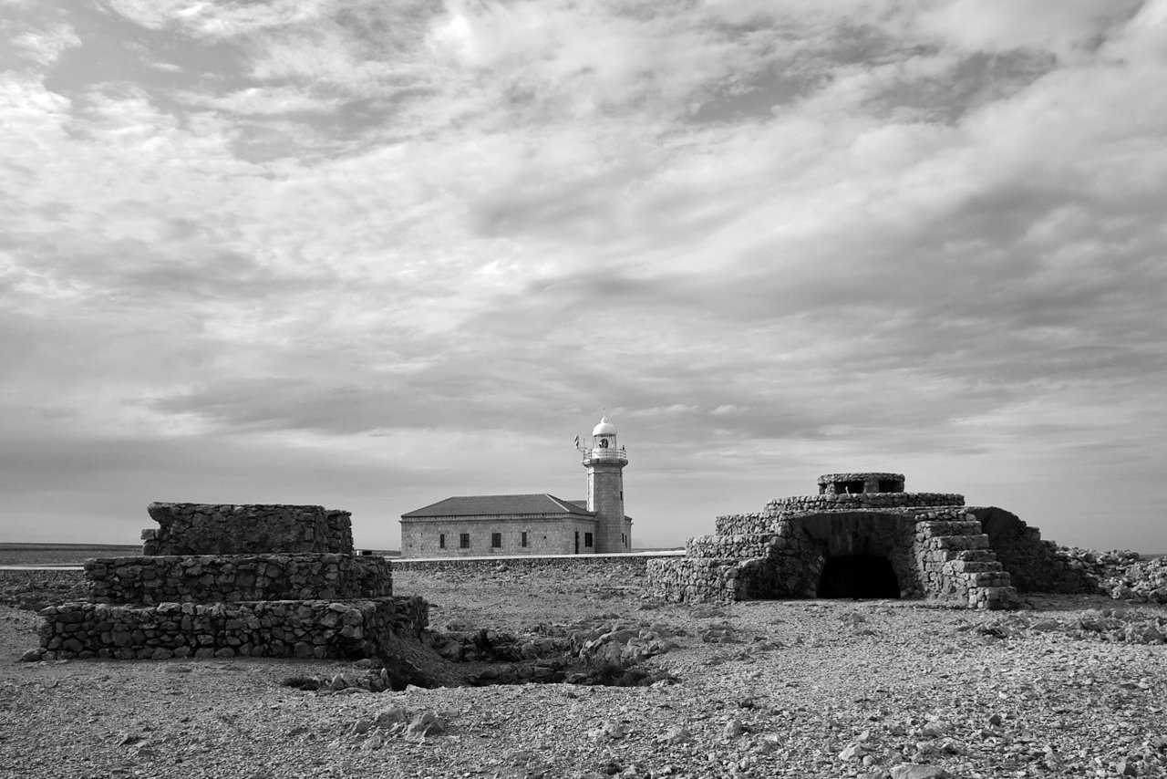 Faro de punta Nati (1).jpg