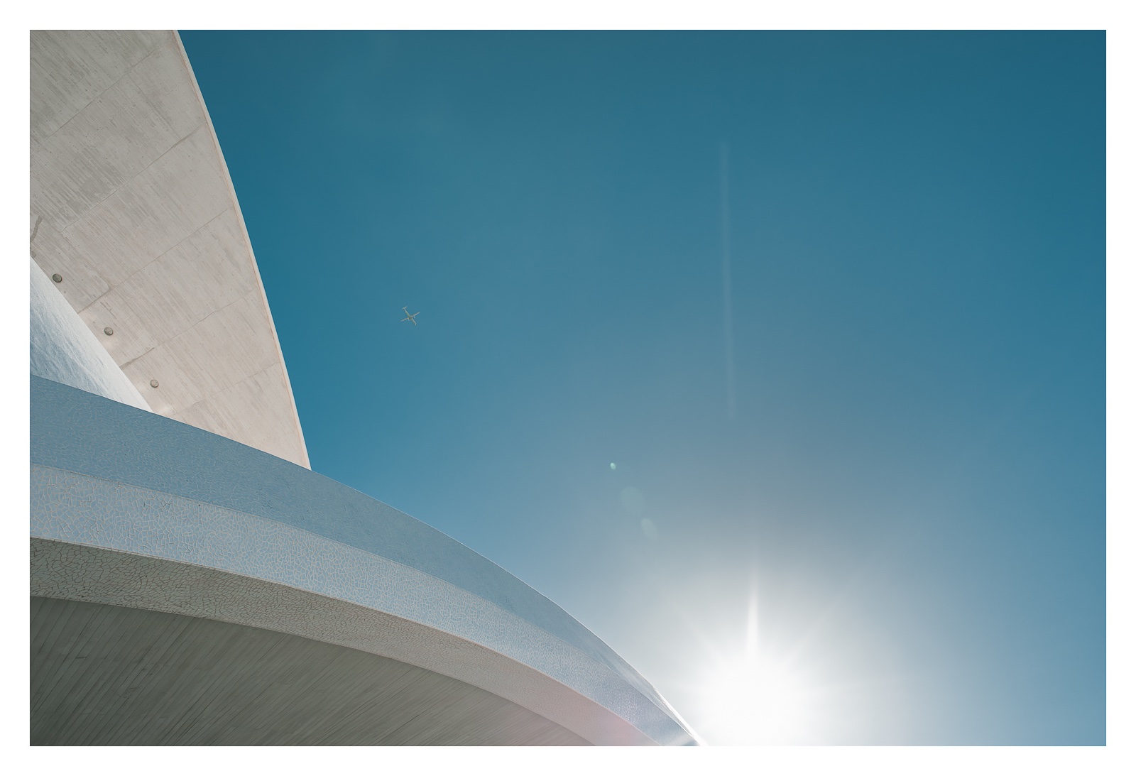 fotografo-tenerife-auditorio-adan-martin-santiago-calatrava-avion.JPG