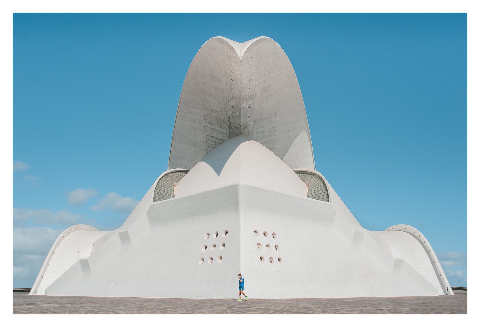 fotografo-tenerife-auditorio-adan-martin-santiago-calatrava-persona.JPG