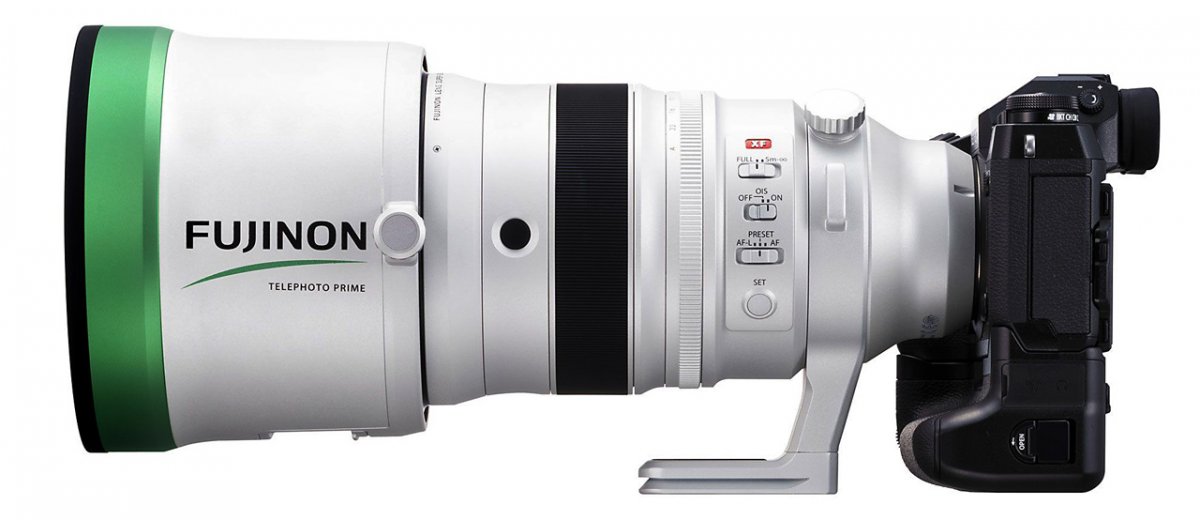 Fujinon-XF-200mm-2.jpg