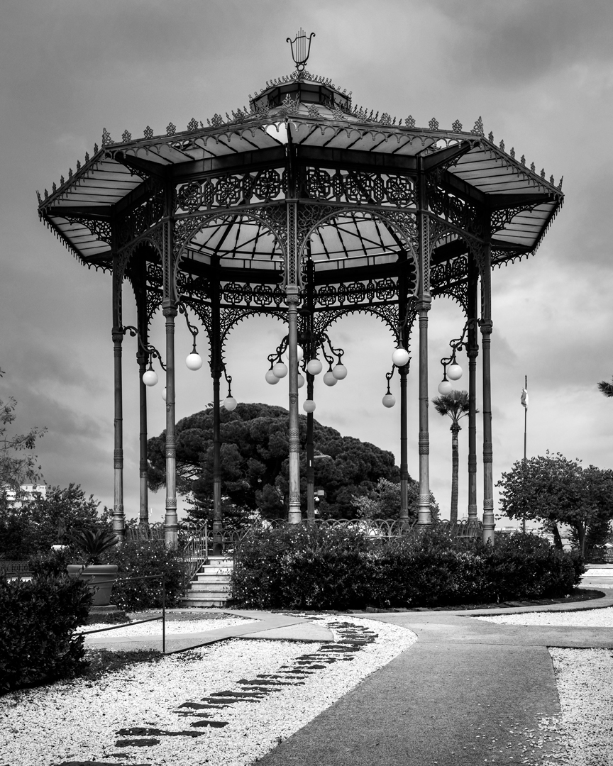 Kiosco_Bellini_BN.jpg