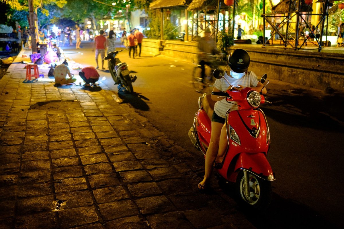 La noche en color.jpg