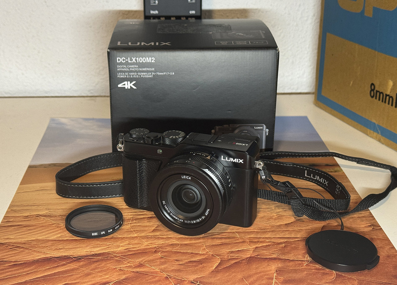 Lumix LXII (2).JPG