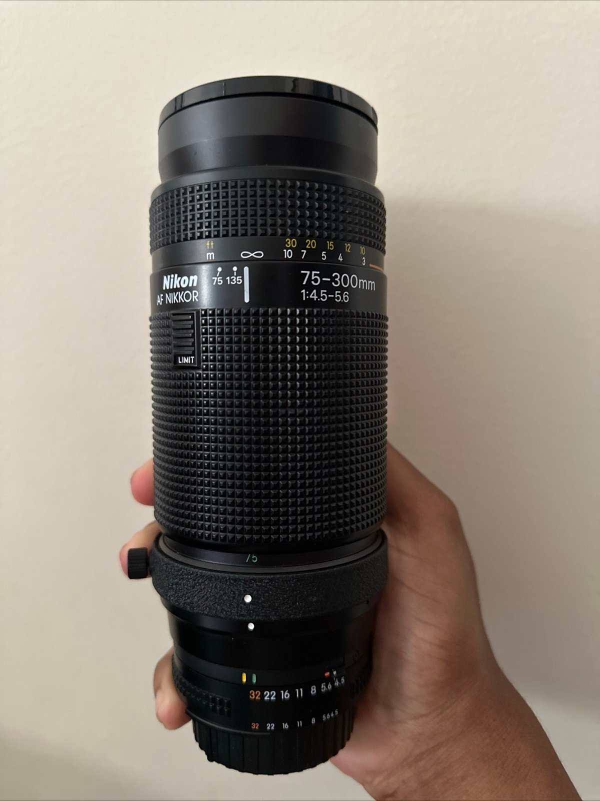 m23690934170_1.jpg