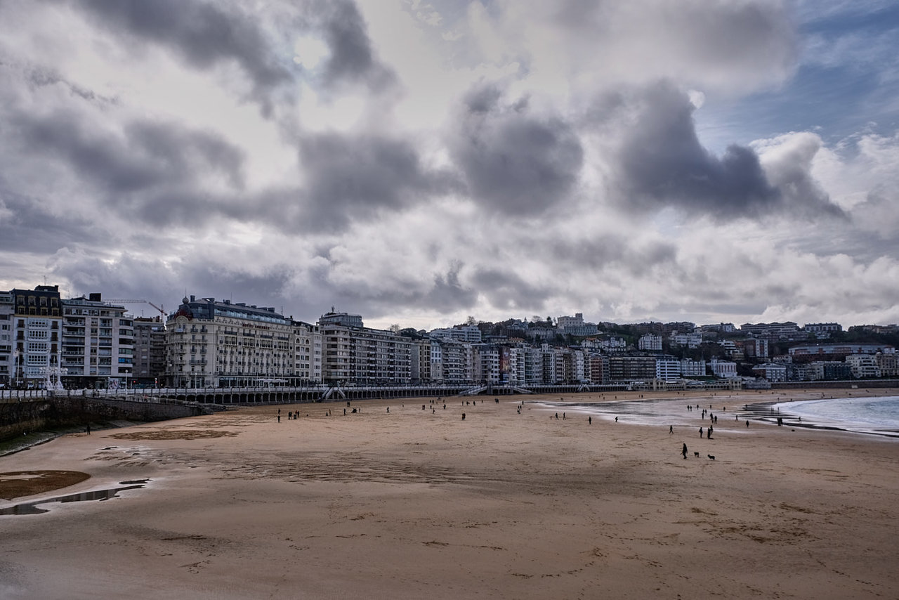 Playa de la Concha.jpg