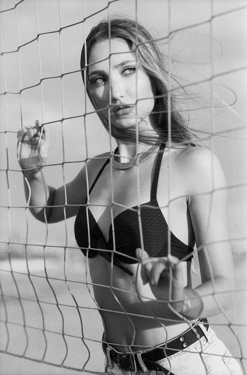 shooting con Leticia y Anna 29 agosto 2020 leica m6 50 y 75 fp4 rodinal 1+50 15min- (8).jpg