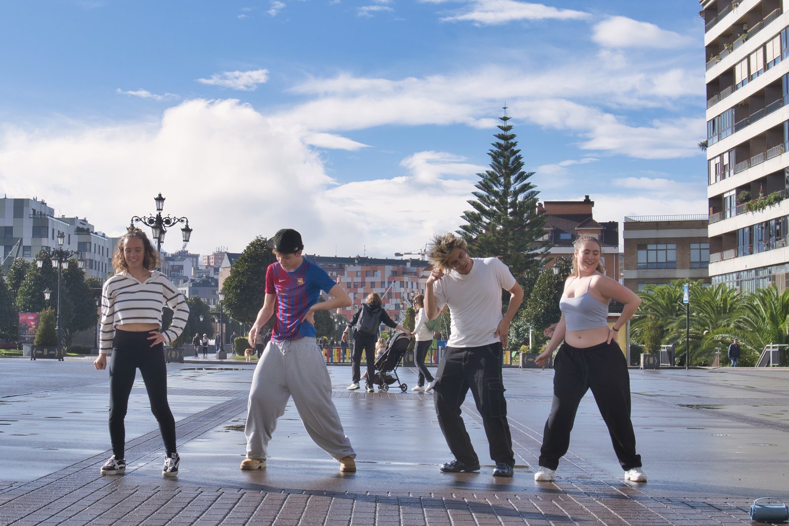 Street photo of street dance.jpg