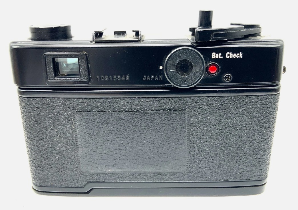 Tapa Yashica Electro 35CC.jpg