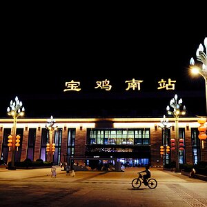 250721 paseos por Baoji - China 010.jpg