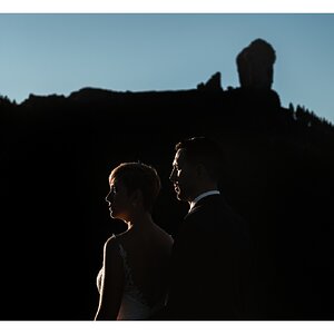 fotografo-pareja-novios-postboda-cumbre-gran-canaria-roque-nublo-atardecer.jpg