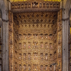 20251008@122421_230VISITA CATEDRAL SEVILLA VETERANOS DRAGADIOS-Editar()5000px.jpg