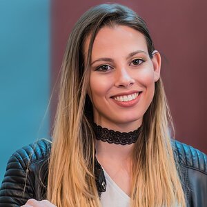 2017-04-30@104331_00032EXHIBICION ENGANCHES PLAZA DE LA MAESTRANZAMERCEDES-NR1-D&B.jpg