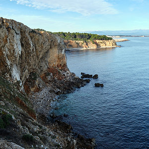 Acantilados de l'Escala.jpg