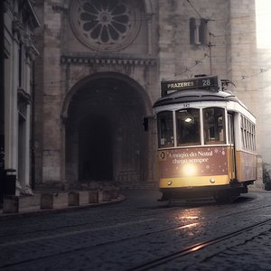 lisboa-tren-para-insta.jpg
